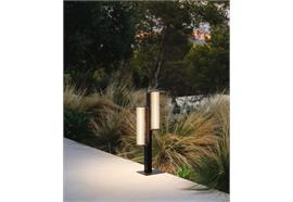 Pollerleuchte Class 2805 /2x3.5W schwarz matt  240V/ 2700K H=78.5cm T=22 / IP67