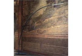 Stehleuchte Yumi LED 18W 3000K schwarz  240V 50x250 x210 dimmbar IP20