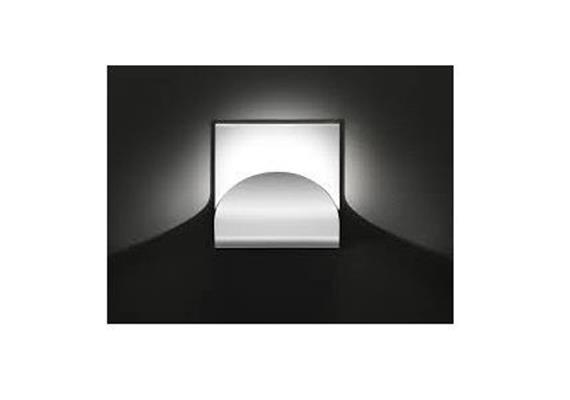 Wandleuchte Incontro LED 15W 2800°K silber matt  240V 1700lm CRI 90 H=9cm P=17.5cm IP20